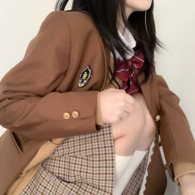 麻辣老师1这个女生有点冷